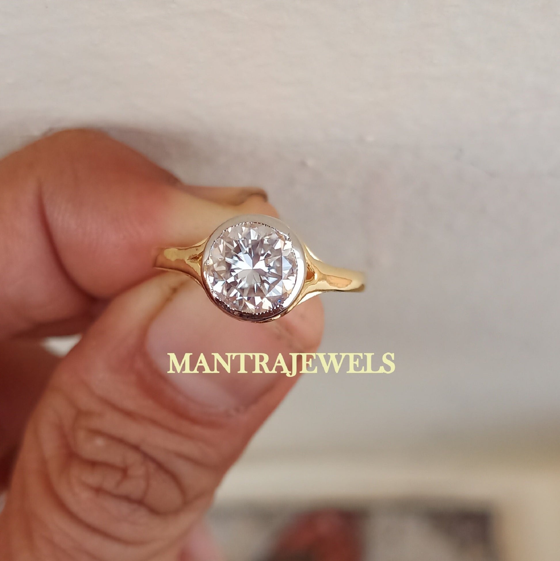 Round Cut Moissanite Diamond Bezel Ring Set 1.80 Ct for Women Vintage Colorless 14K Yellow Gold Engagement Ring Gift for Her