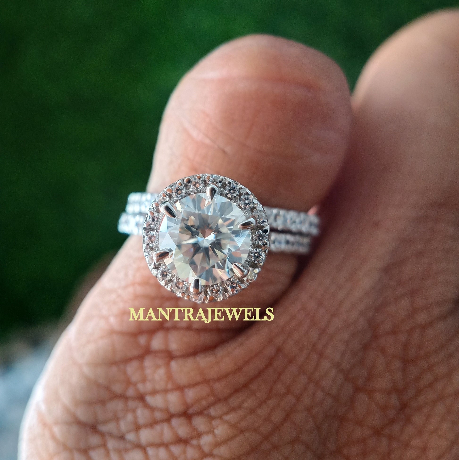 Round Cut Engagement Ring Set 14k White Gold, Round Cut Bridal Set , Moissanite Engagement Ring, Forever One Engagement Ring, Stackable Set