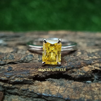 Canary Yellow Radiant Cut Moissanite Ring, Solitaire Diamond Engagement Ring, Simple and Elegant Women's Wedding Ring, Dainty Bridal Ring.