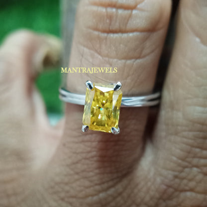 Canary Yellow Radiant Cut Moissanite Ring, Solitaire Diamond Engagement Ring, Simple and Elegant Women's Wedding Ring, Dainty Bridal Ring.