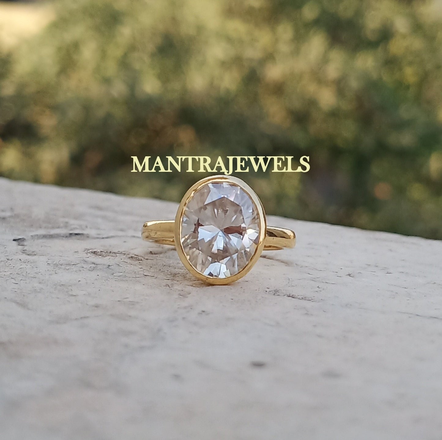 Signature Bezel Colorless Moissanite Wedding Ring, 4.00CT Oval Engagement Ring, Classic Wedding Solitaire Ring, Bridal Set, Anniversary Ring