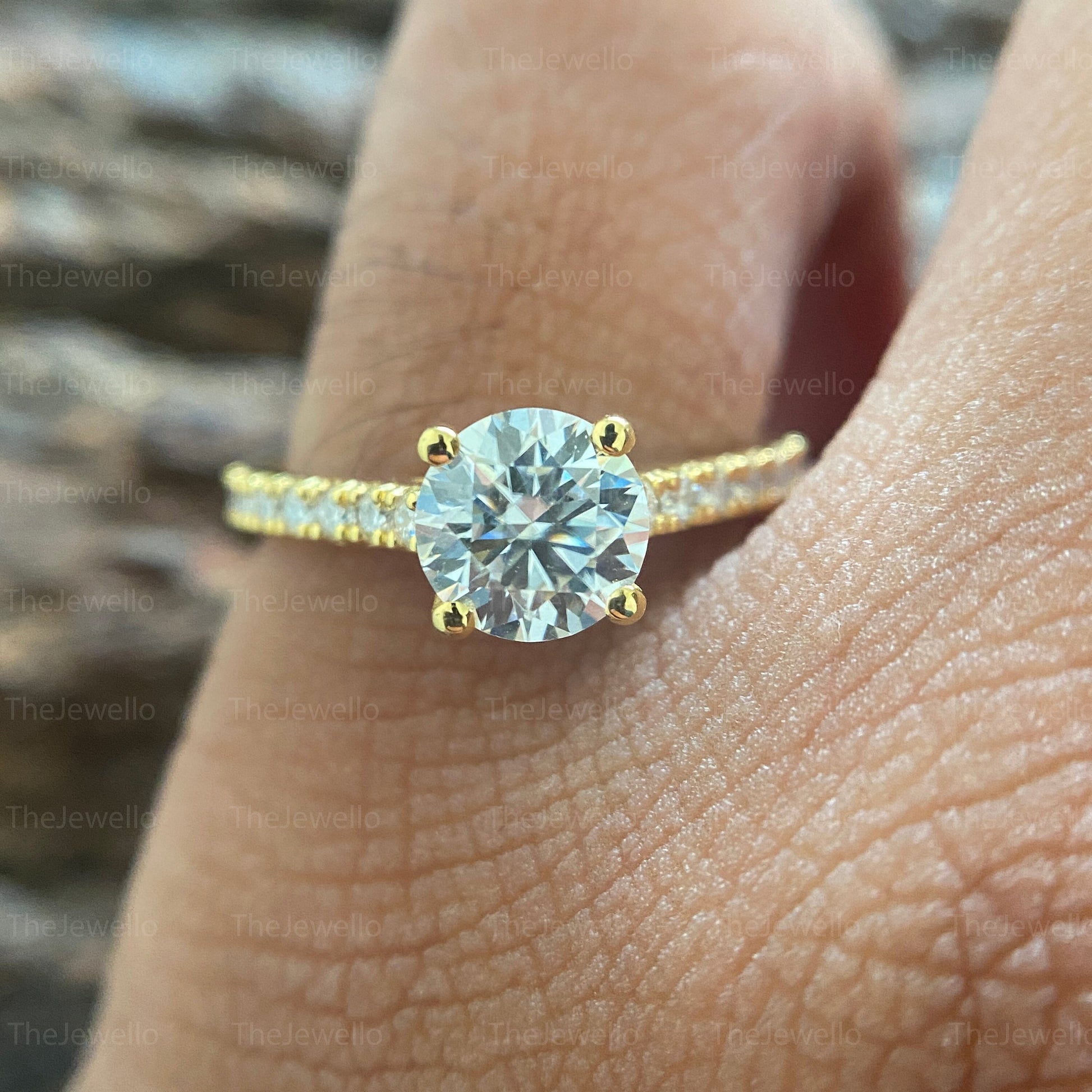 1.50 Ct Round Cut Moissanite Engagement Ring, Wedding Moissanite Ring, Elegant Bridal Wedding Ring, Promise Ring for Women.