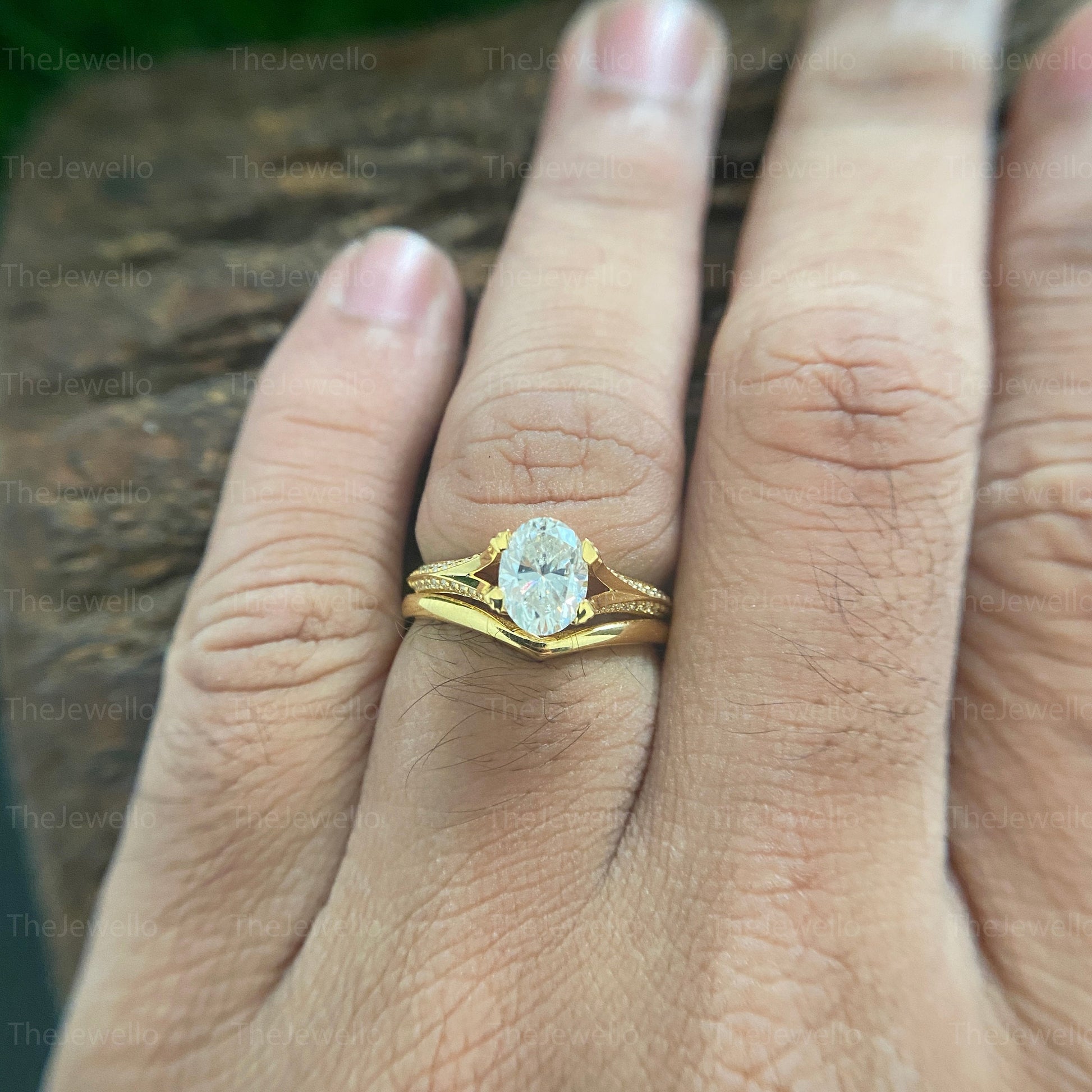 Oval Moissanite Diamond Bridal Set Ring/ Split Shank With Simple Dainty Curved Band/ Handcrafted Vintage Style Moissanite Bridal Set.