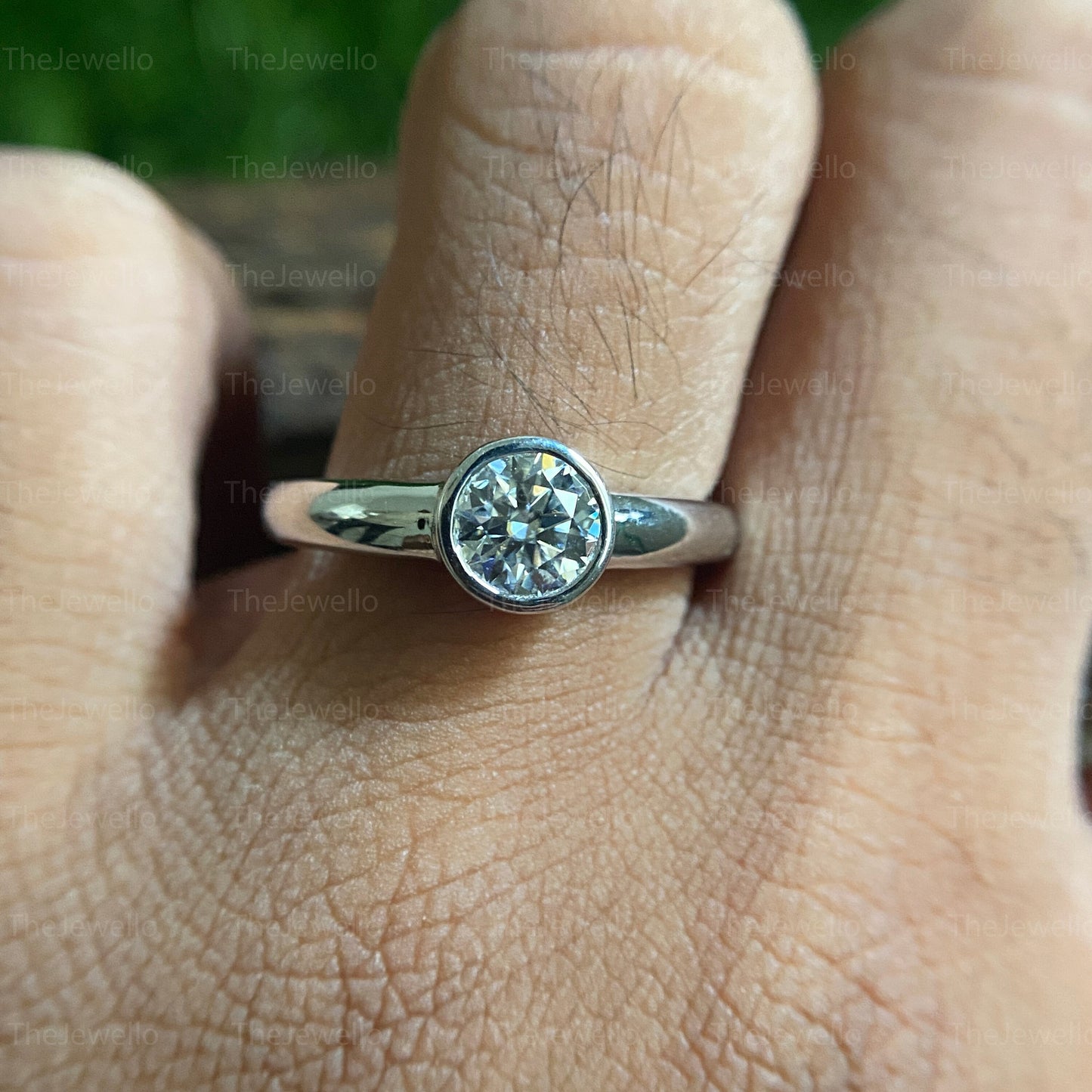 Round Cut Moissanite Ring 1.00 Ct - Stone Bezel Set Ring for Anniversary - 14K Handmade Bridal Ring Gift for Her - Engagement Ring for Women