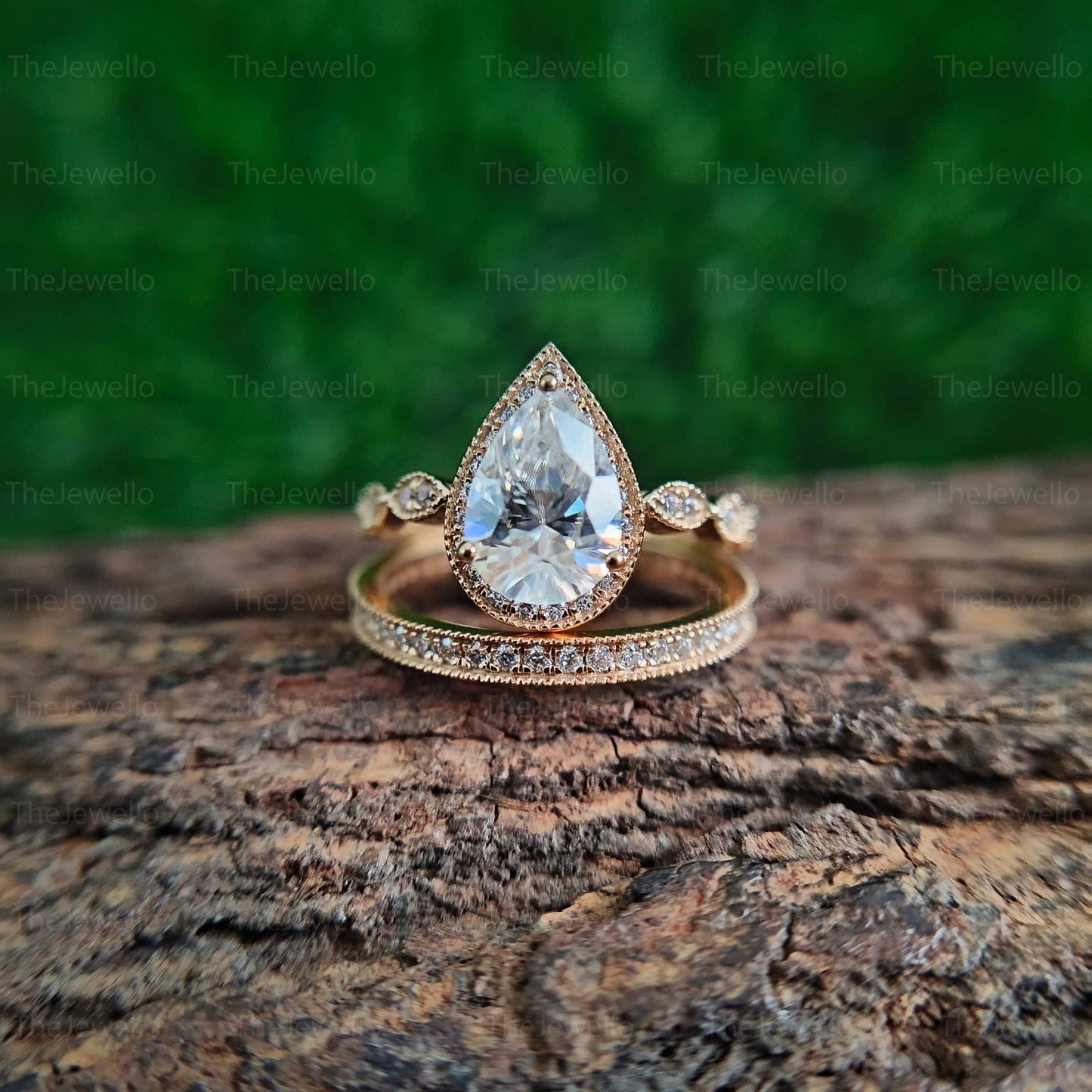 Pear Engagement Ring Set, 2 carats Pear Shape Moissanite Engagement ring, Pear Moissanite Bridal Ring Set, Moissanite ring for Her