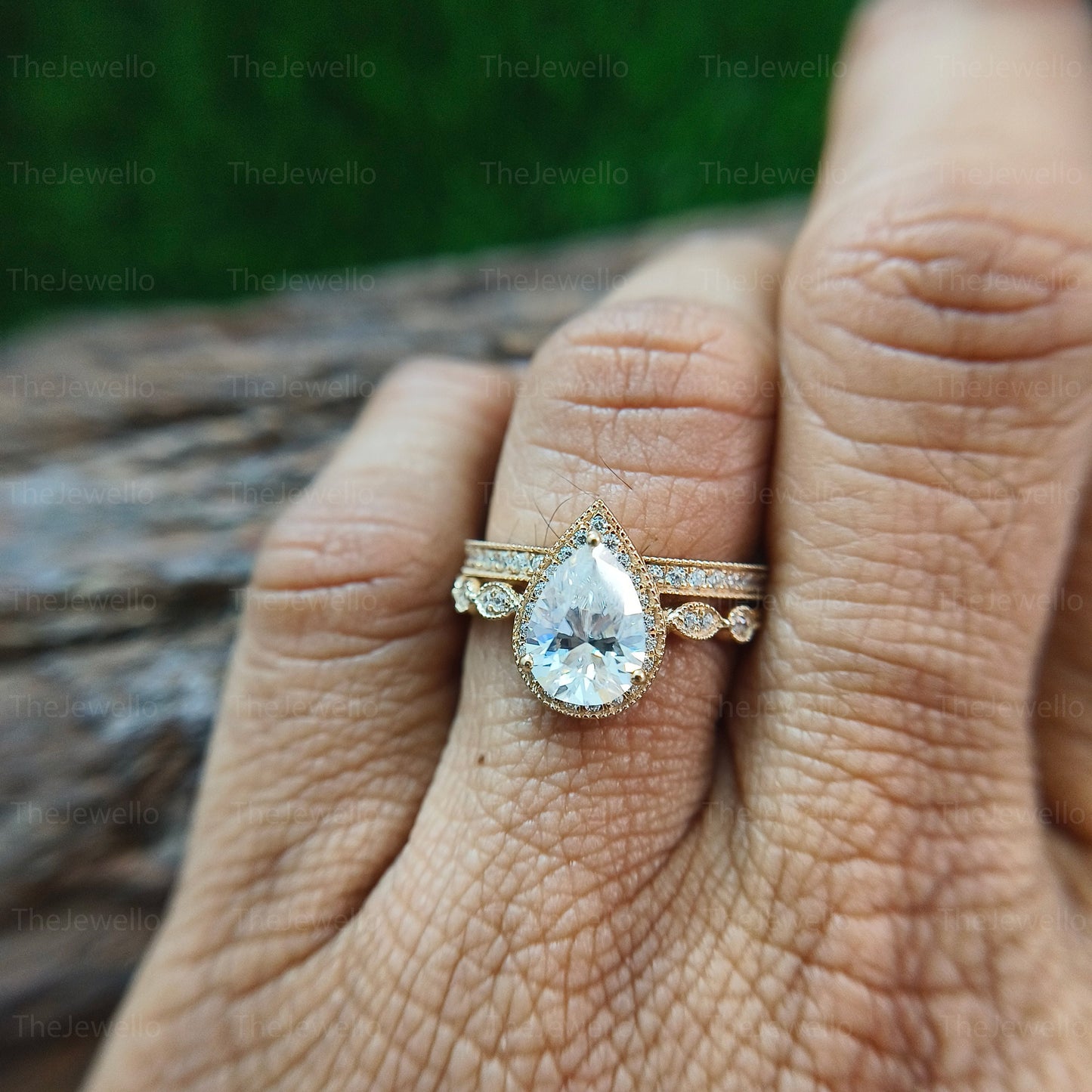 Pear Engagement Ring Set, 2 carats Pear Shape Moissanite Engagement ring, Pear Moissanite Bridal Ring Set, Moissanite ring for Her