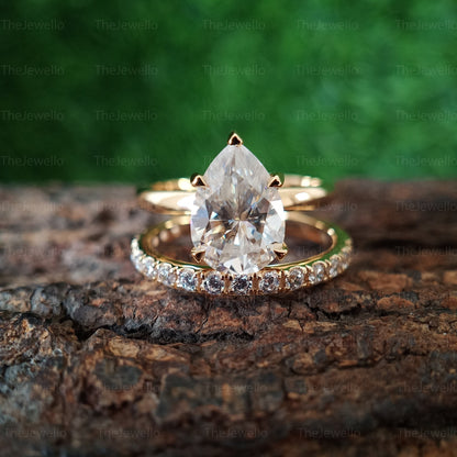 Pear Shaped Moissanite Bridal Set, Yellow Gold Bridal Set, Pear Shaped Wedding Ring Set, Tear Drop Halo Ring Paved