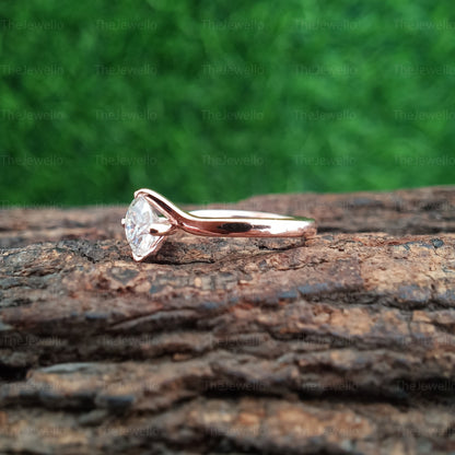 Rose Gold Round Moissanite Ring Classic 4 Prong Solitaire Round Cut Engagement Ring Knife Edge Pointed Prong Wedding Ring