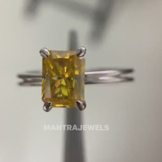 Canary Yellow Radiant Cut Moissanite Ring, Solitaire Diamond Engagement Ring, Simple and Elegant Women's Wedding Ring, Dainty Bridal Ring.