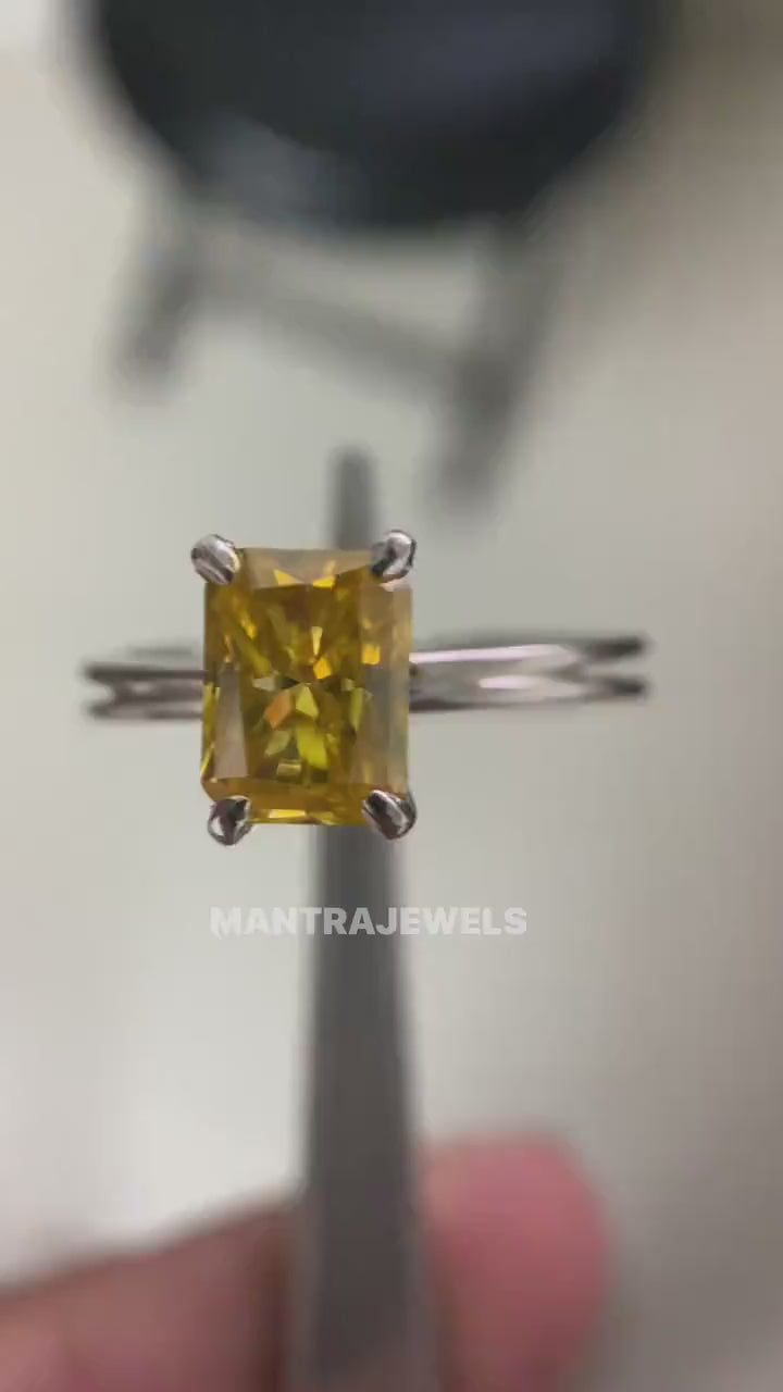 Canary Yellow Radiant Cut Moissanite Ring, Solitaire Diamond Engagement Ring, Simple and Elegant Women's Wedding Ring, Dainty Bridal Ring.